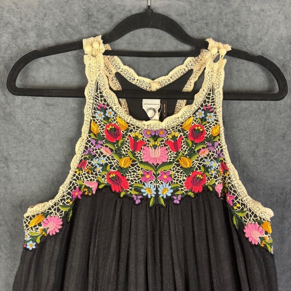 Anthropologie Akemi + Kin black Embroidered A-line tank Dress sz XS - Picture 3 of 12